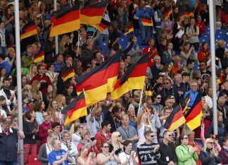 Die besten Tölter und Rennpasser kommen nach Berlin!