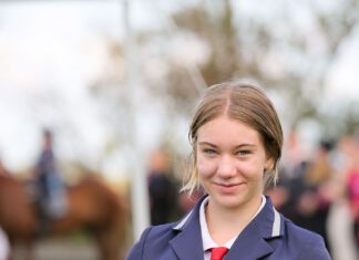Siegerin isländische Kombination Jugend